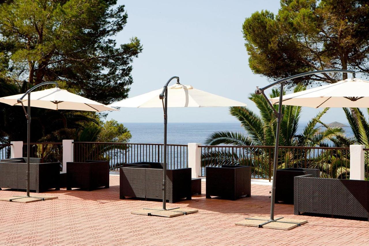 Hotel Club Cala Azul Cala Llena Exterior foto