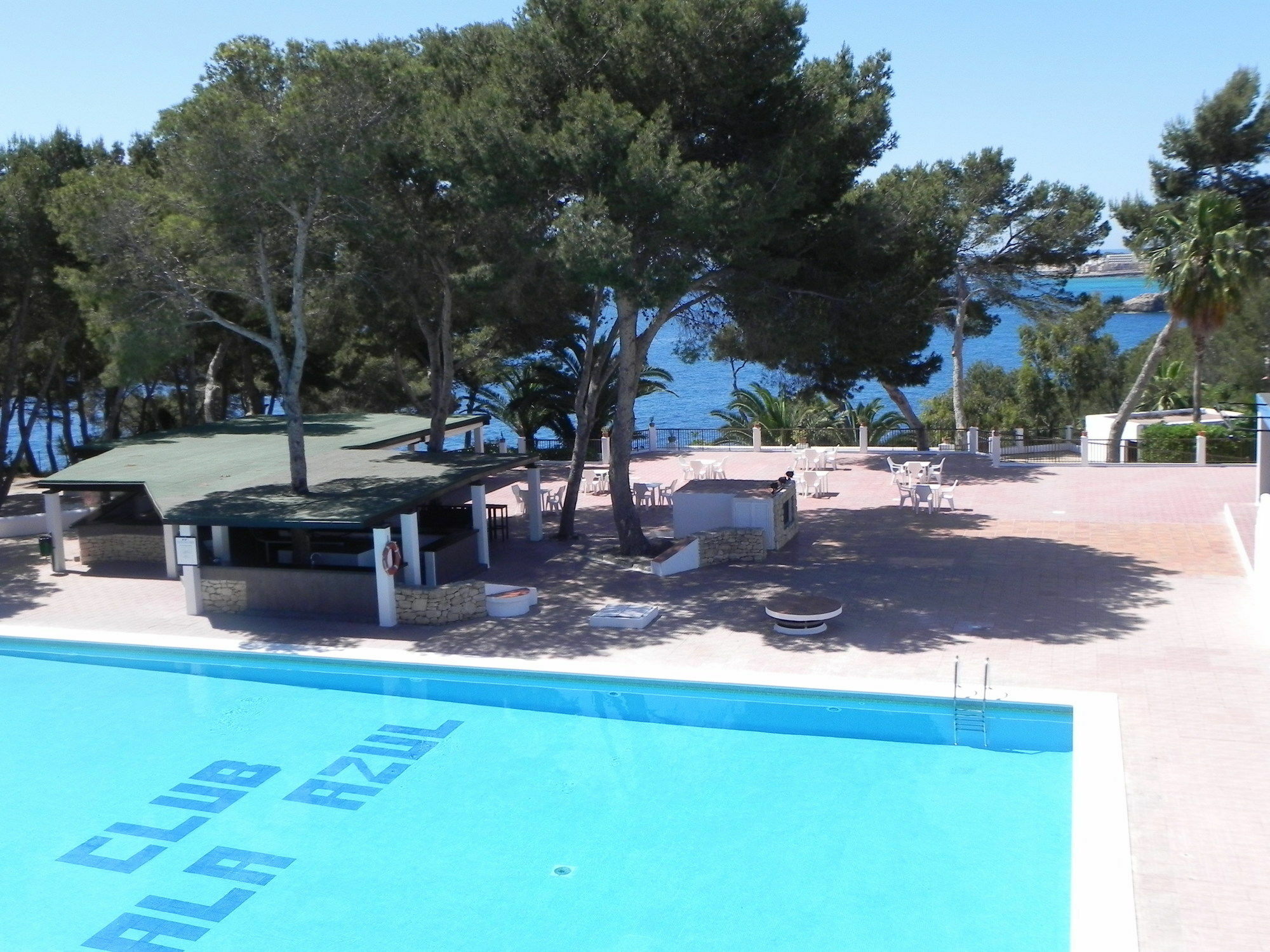 Hotel Club Cala Azul Cala Llena Exterior foto